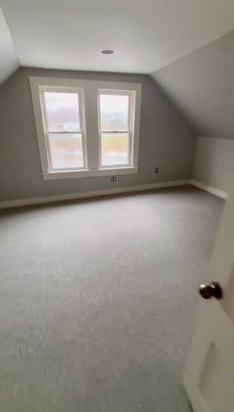 Building Photo - 14 Rochester St