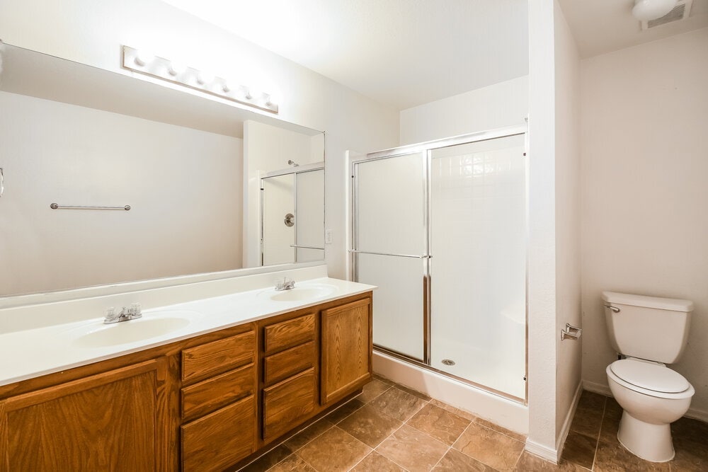 Building Photo - 2746 S Southwind Dr