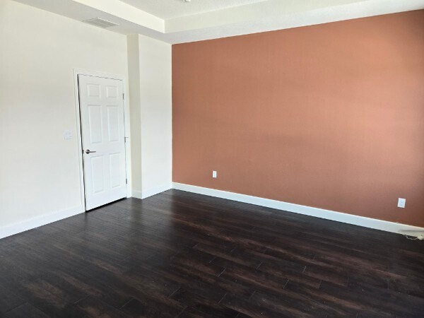 Building Photo - 922 Centaury Dr