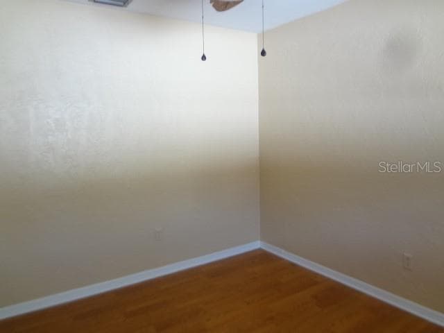 Building Photo - 1219 S Daytona Ave