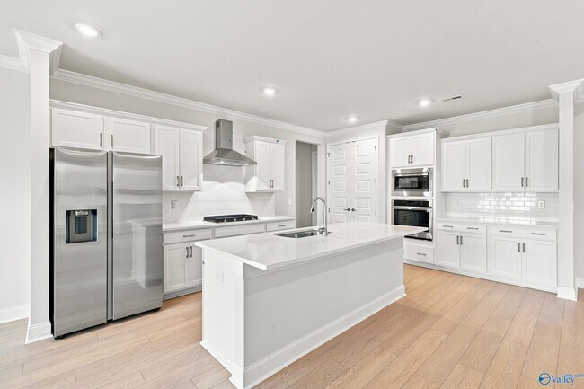 Building Photo - 22882 Ansley Dr