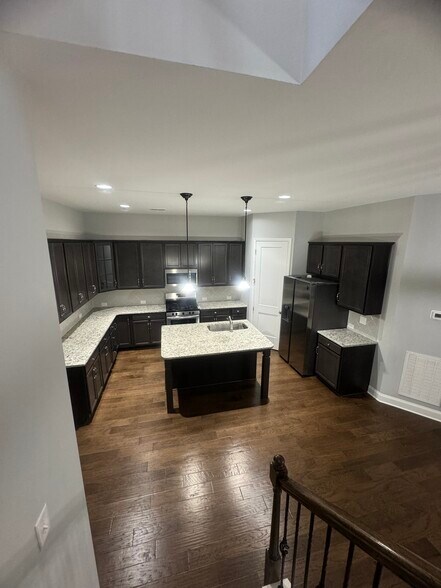 Building Photo - 3064 Flowing Creek Dr