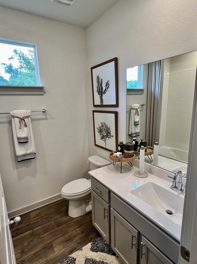 Building Photo - 101 Altamont St