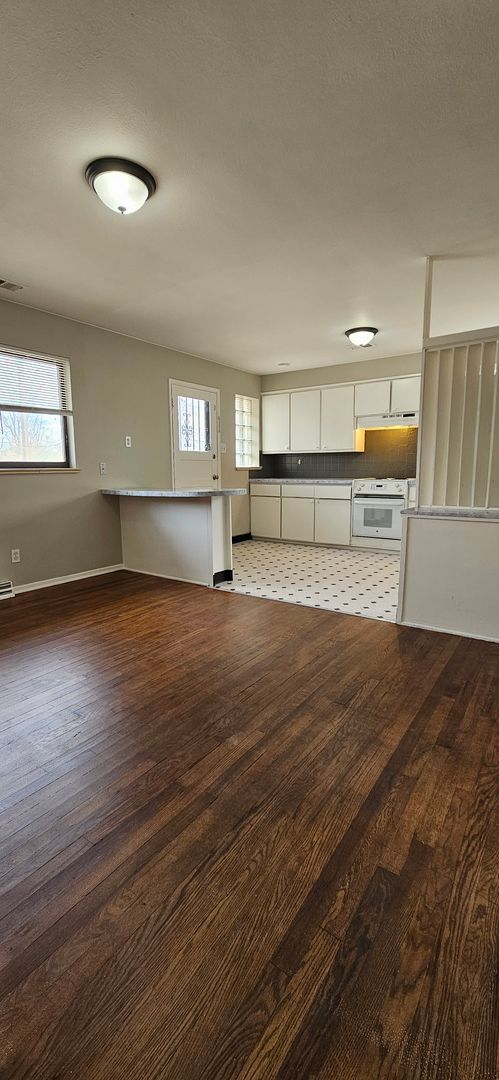 Building Photo - 1134-1138 N Akron St