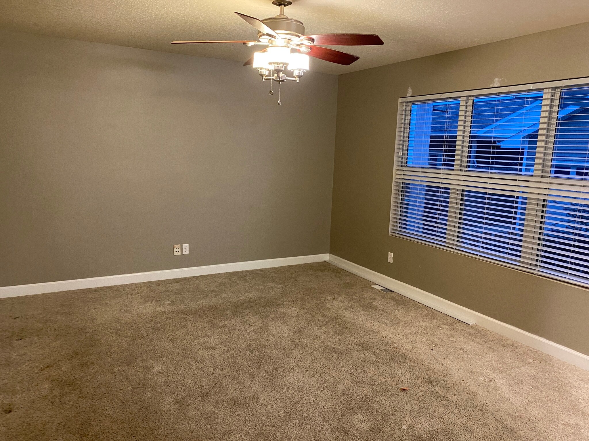 Building Photo - 2011 SW Reunion Cir