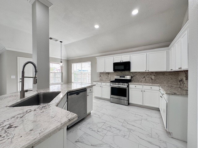 Building Photo - 3002 E Cedar Sun Trail