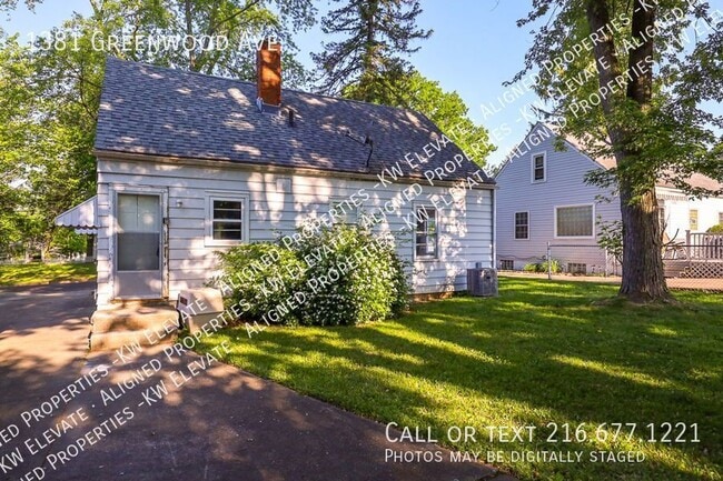 Building Photo - 1381 Greenwood Ave