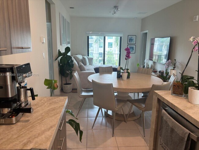 Building Photo - 4636 NW 84th Ave