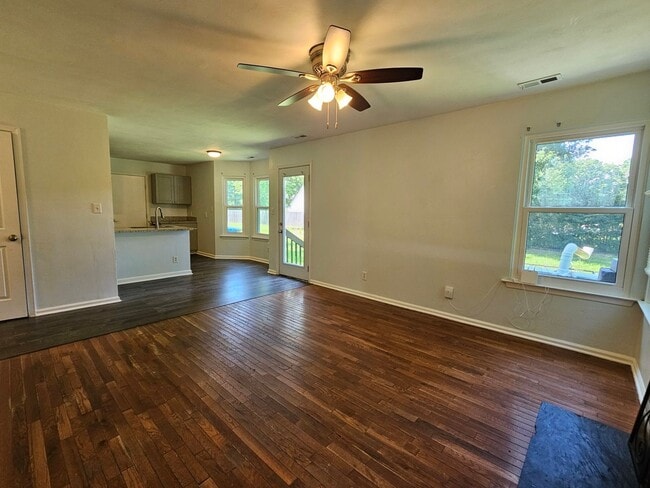 Building Photo - Pughsville