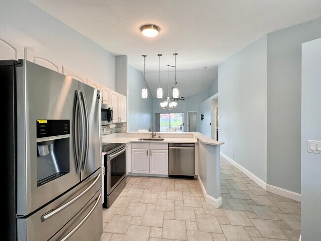 Building Photo - 15306 W Tranquility Lake Dr