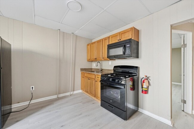 Building Photo - 2110 Orthodox St