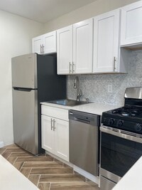 Building Photo - 43 Cottage St