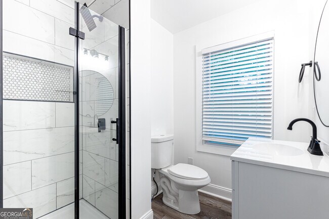 Building Photo - 4175 Cottage Ln