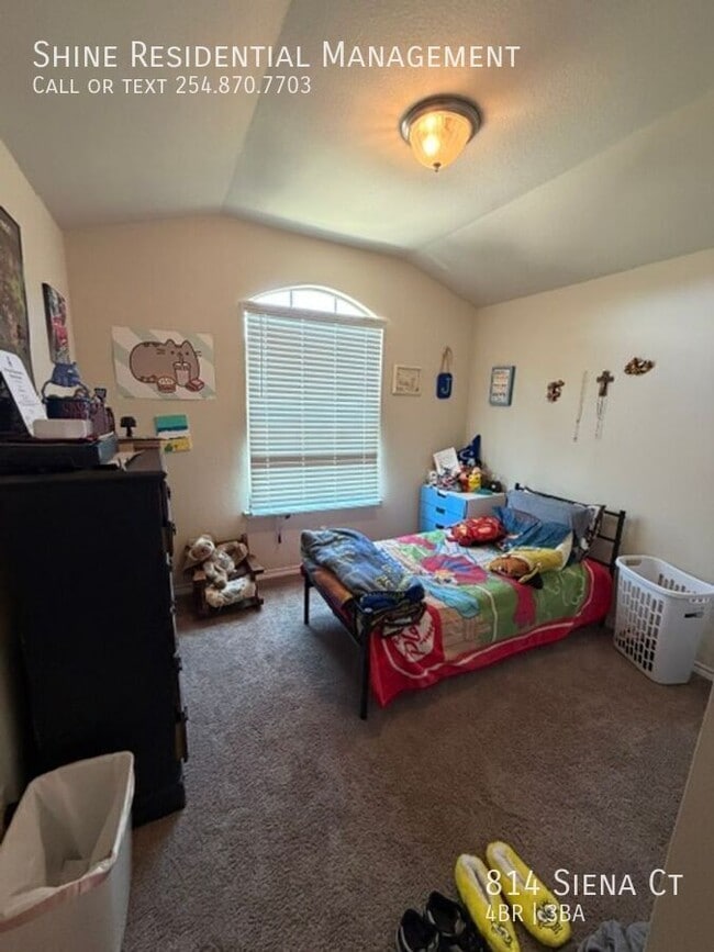 Building Photo - 814 Siena Ct