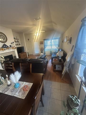 Building Photo - 715 W Milton Dr