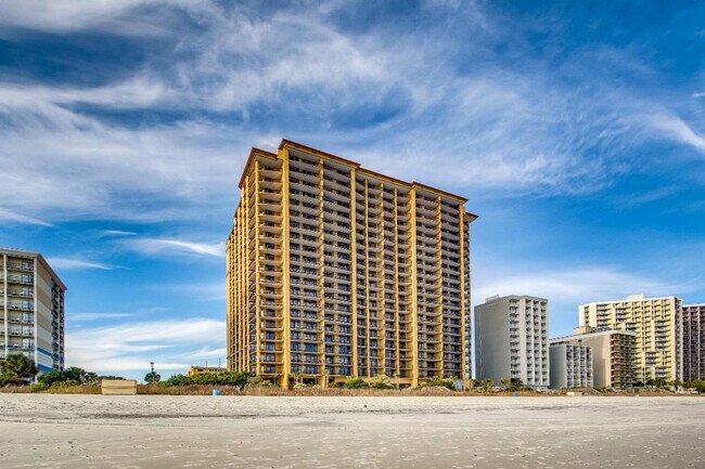 Building Photo - 2600 N Ocean Blvd
