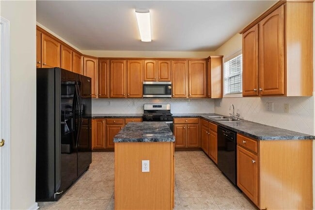 Building Photo - 6281 Vinings Vintage Dr SE