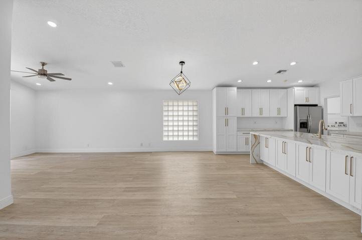Building Photo - 11728 Dove Hollow Ave