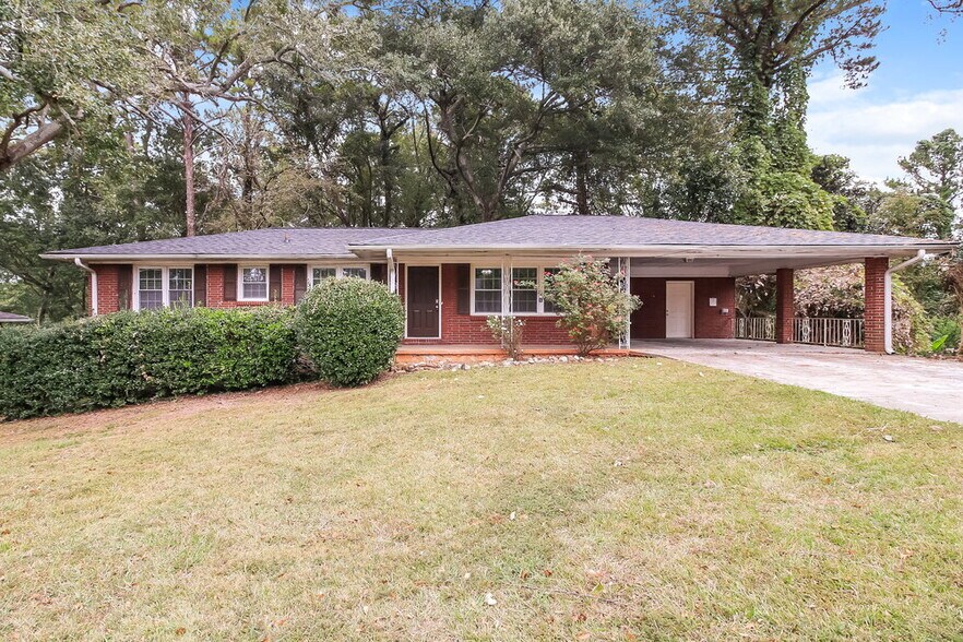 Primary Photo - 8310 Hilltop Rd