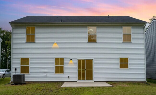 Building Photo - 1925 Pin Hook Rd