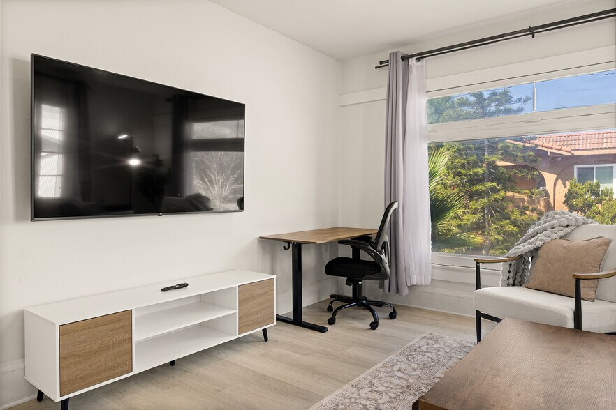 Building Photo - 36 Westminster Ave