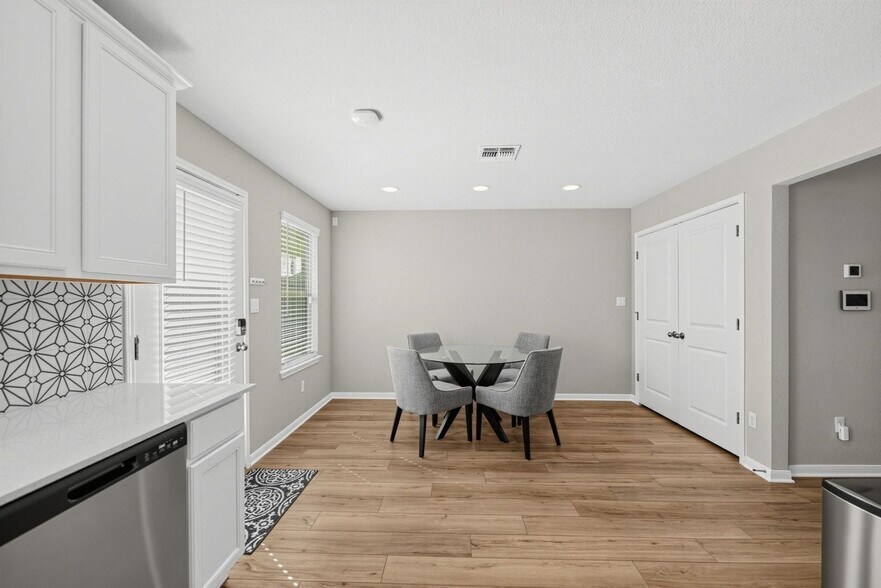 Building Photo - 360 Witchhazel Way