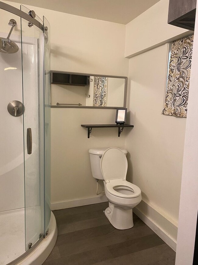 Building Photo - Charming 1-Bedroom Home – All Utilities Included!