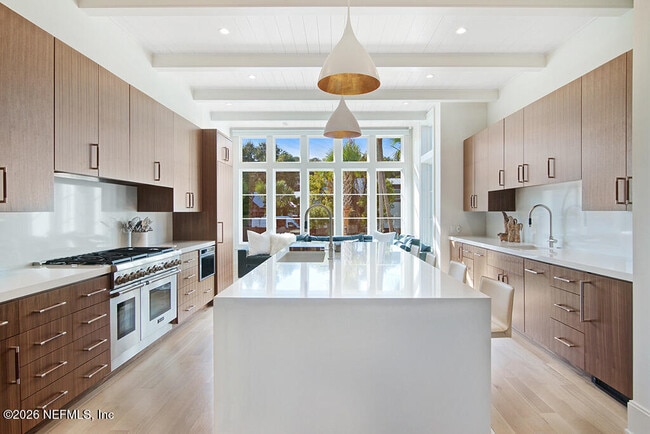 Building Photo - 1251 Selva Marina Cir