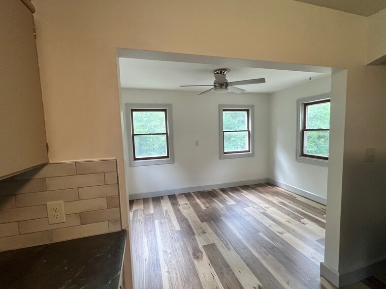 Building Photo - 5240 State Rd 46