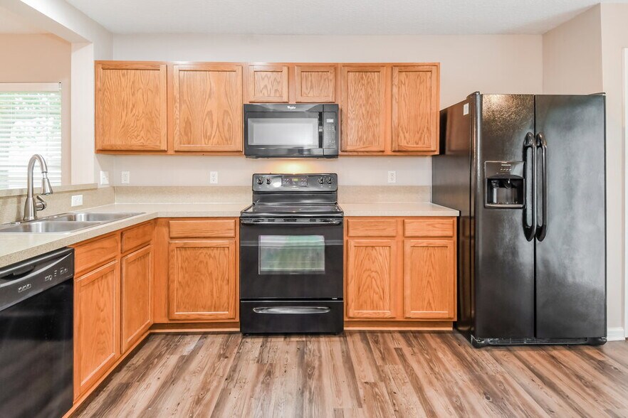 Building Photo - 948 Collinswood Dr