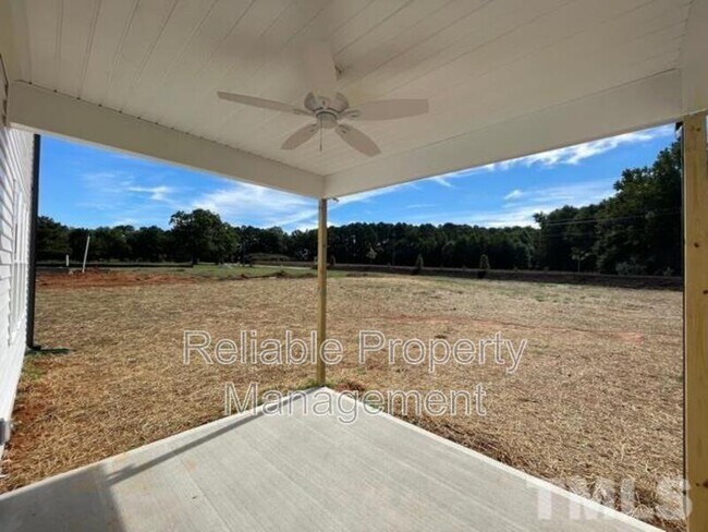 Building Photo - 23 Bluejack Ct