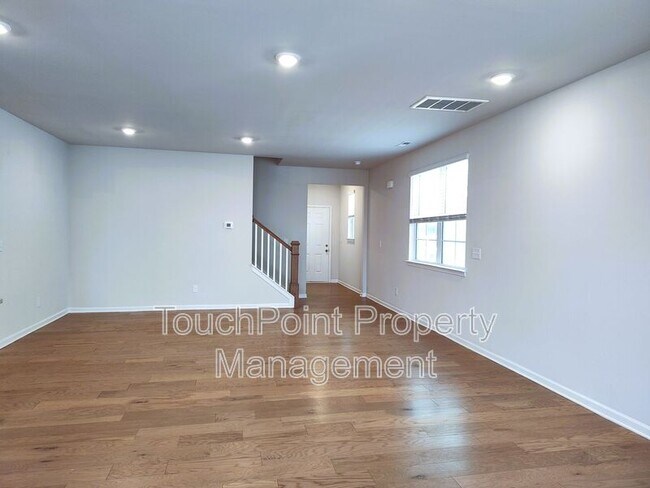 Building Photo - 3327 Glenn Hope Wy