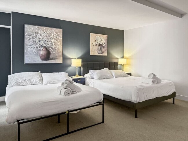 Building Photo - 111-23 N 15th St