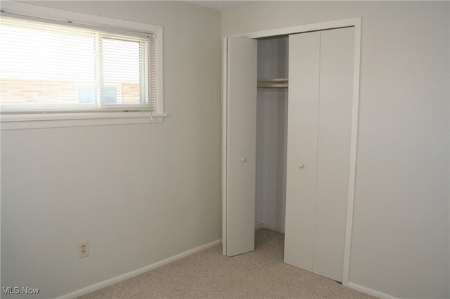 Building Photo - 1269 Bonnie Ln