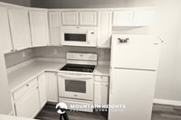 Building Photo - 26 W 7500 S