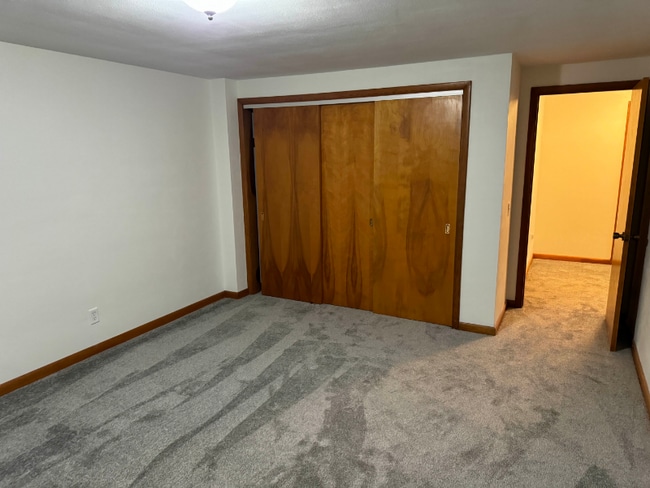 Building Photo - 401 W 14th St