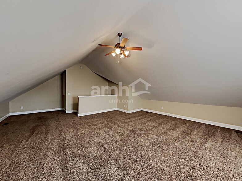 Building Photo - 977 Chesire Way