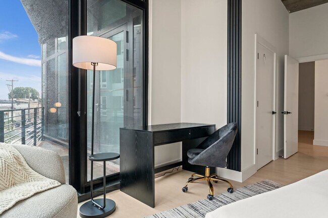 Building Photo - 1247 N 2nd St