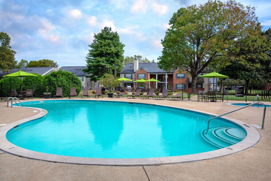 Littlestone Apartments 1008 Village Green Xing Gallatin TN 37066