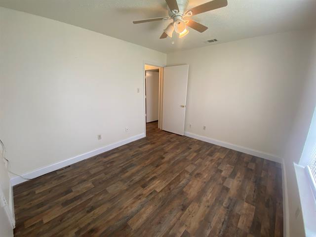 Building Photo - 5415 Brookhollow Dr