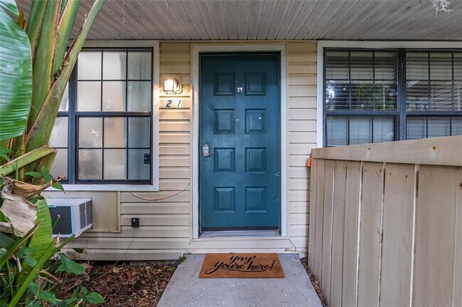 Building Photo - 2490 SW 14th Dr