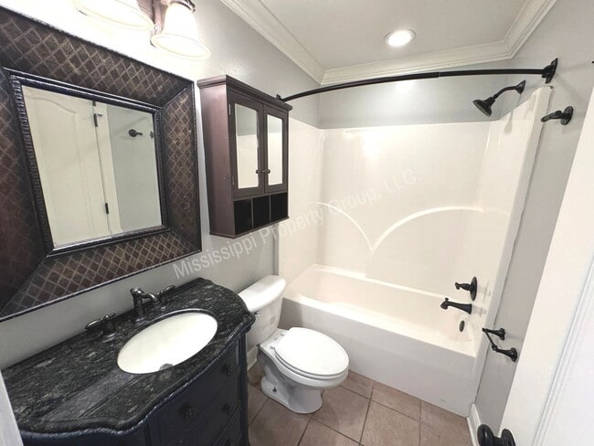 Building Photo - 3BR/3BA For Rent