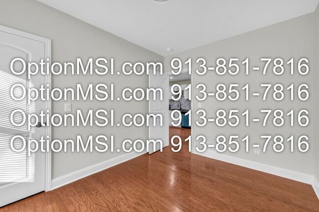 Building Photo - Remodeled Home close to KU Med, the Plaza ...