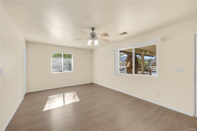 Building Photo - 6673 Split Rock Ave
