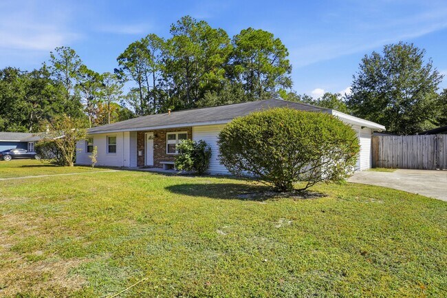 Building Photo - Northwood Oaks in Northwest Gainesville