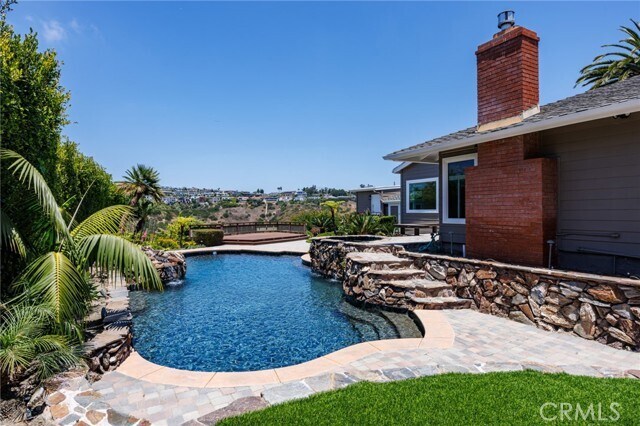 Building Photo - 1840 Temple Hills Dr
