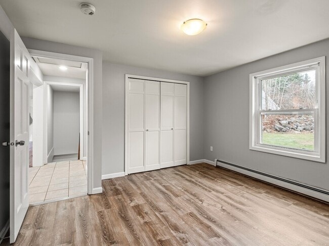 Building Photo - 281 Brooks Station Rd