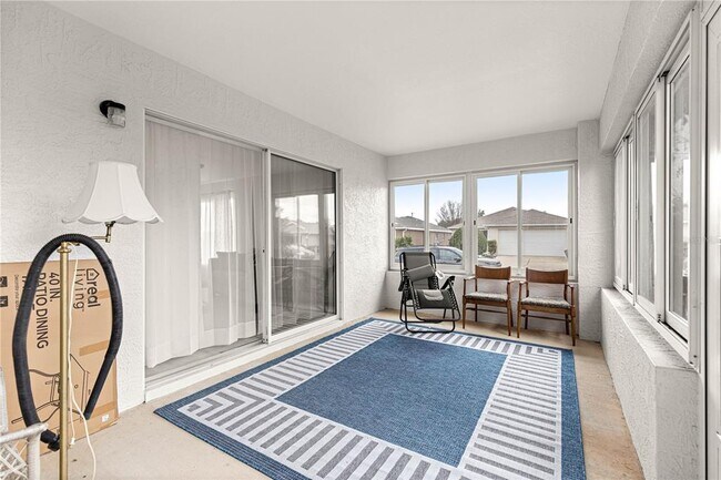 Building Photo - 9770 SW 92nd Place Rd