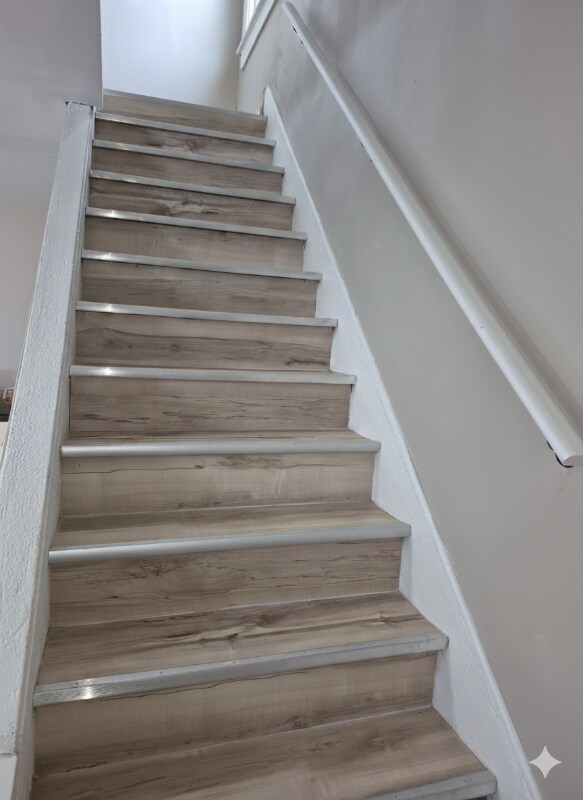 Building Photo - 27 Clarence St