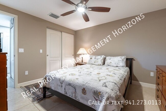 Building Photo - 6646 7th Ave Cir W